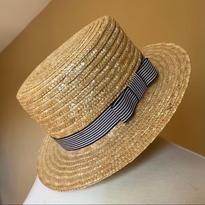 Straw boater 👒